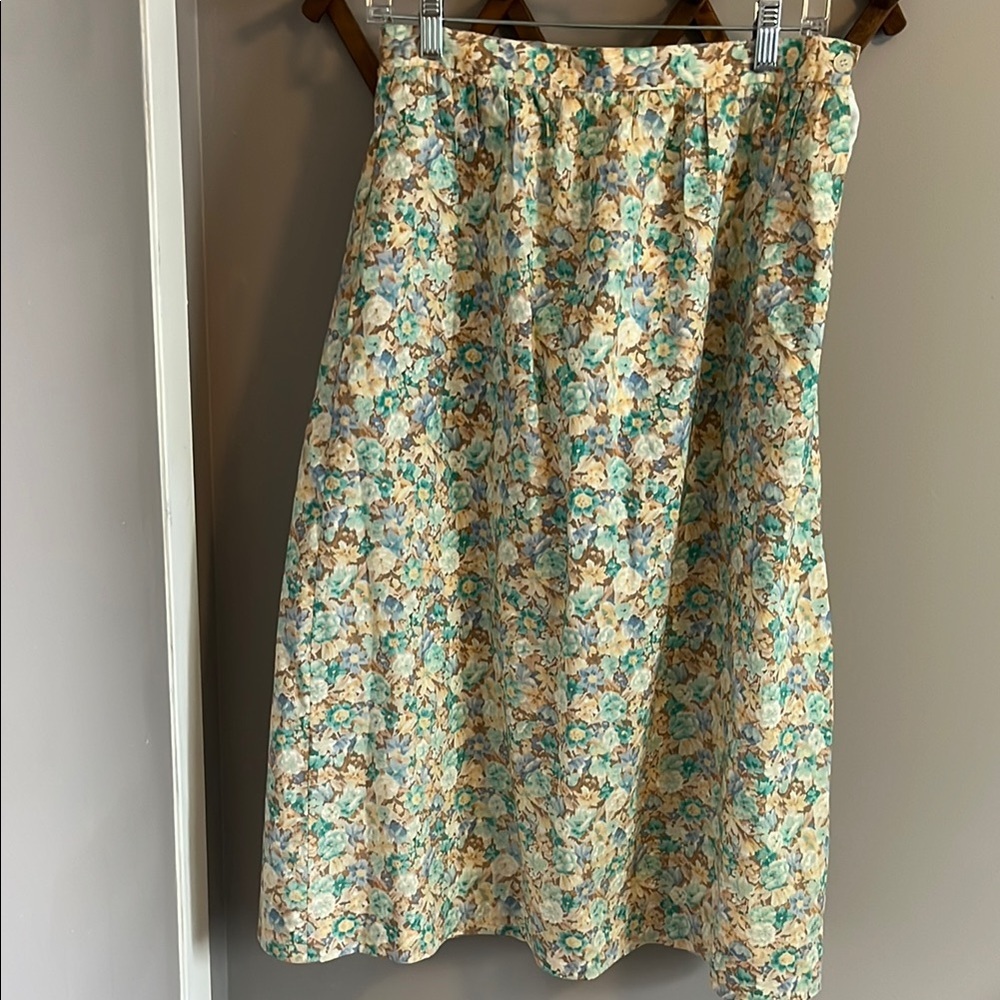Beautiful Hardy Amies vintage skirt high end vintage UK designer M